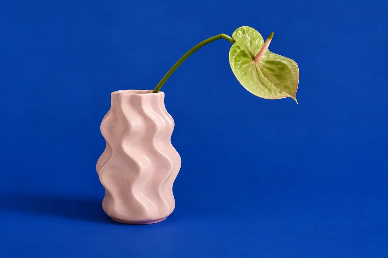 Why the handle changes the whole cup — illustrative editorial image
